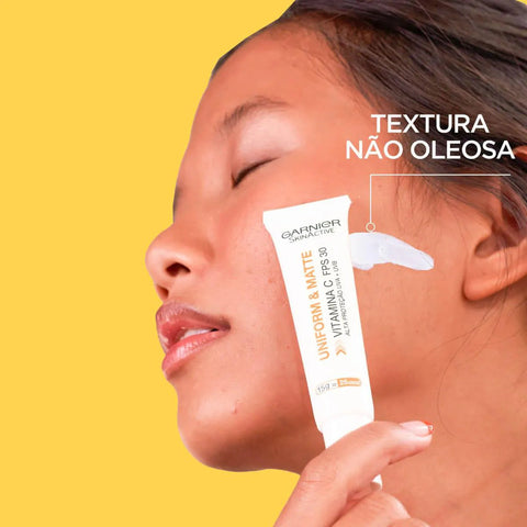 Protetor Solar Hidratante Facial Garnier Skinactive Uniform & Matte Vitamina C FPS 30 - 15 g