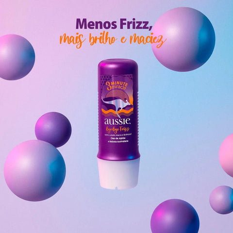 Creme de Tratamento Aussie 3 Minute Miracle Bye Bye Frizz 236Ml