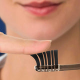 Escova de Dente Oral-B 3D White Whitening Therapy Purification Macia, 2 Unidades