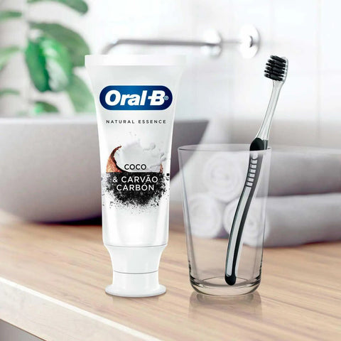 Pasta de Dente Oral-B Natural Essence Óleo de Coco e Carvão - 102 g