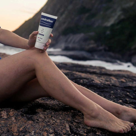 Creme Revitalizante Para Pernas Cedraflon 150Ml