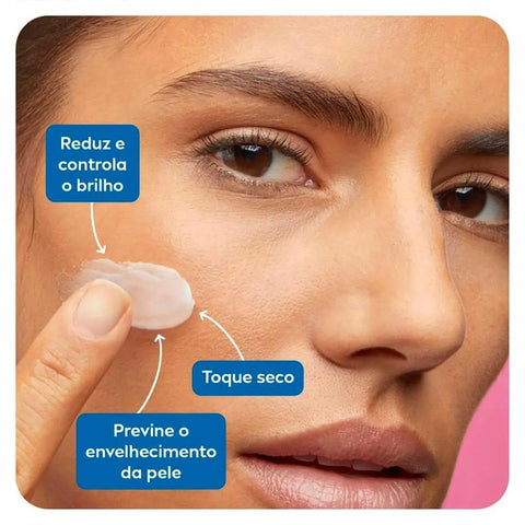 Kit Nivea Sun Protetor Solar Facial Toque Seco Antissinais + Creme Facial Antissinais  FPS 60 - 50 mL + 100 g