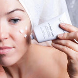 Creme de Limpeza Facial Esthederm Paris L'osmoclean Douce Desincrustante Com 75ml