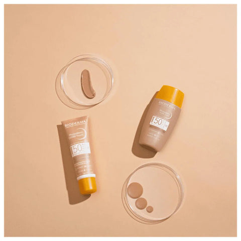 Protetor Solar Facial Bioderma Photoderm Nude Touch  Dourado - FPS 50 - 40 mL